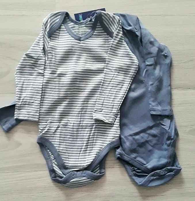 بادی زیر دکمه نوزادی