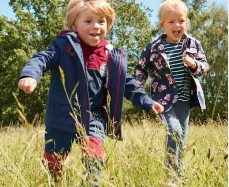 کاپشن دخترانه نوزادی