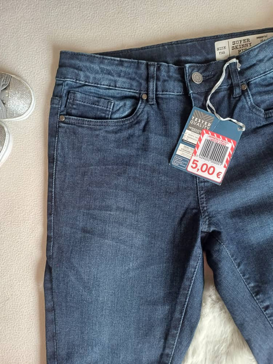 شلوار جین دخترانه کمرریگلاژدار