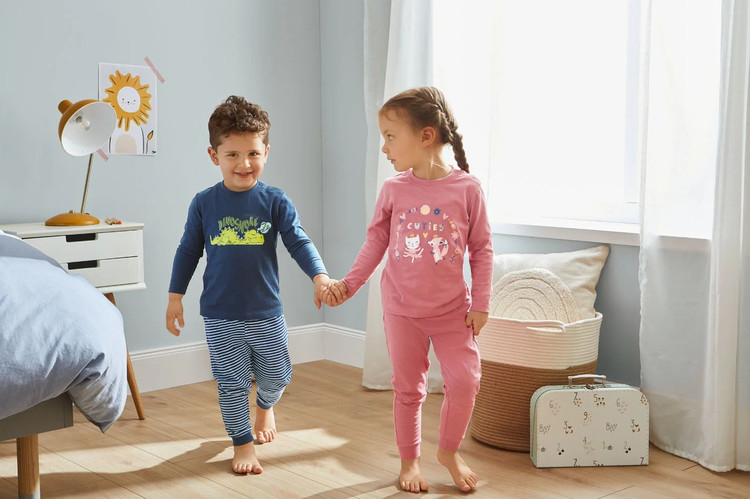 مدل بلوز و شلوار اسپرت دخترانه