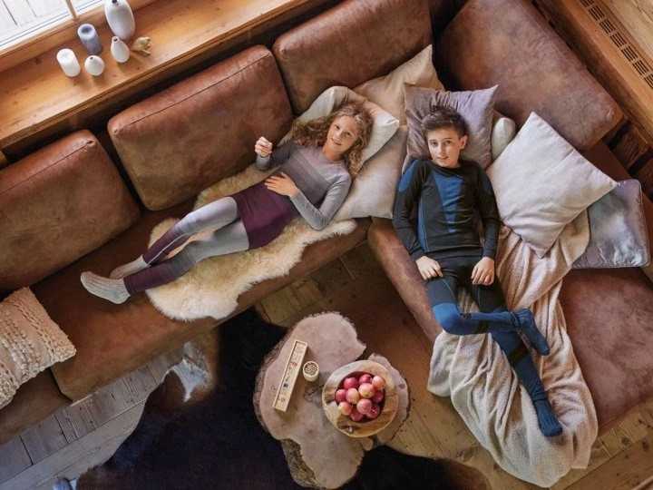 قیمت و خرید لباس ورزشی دخترانه